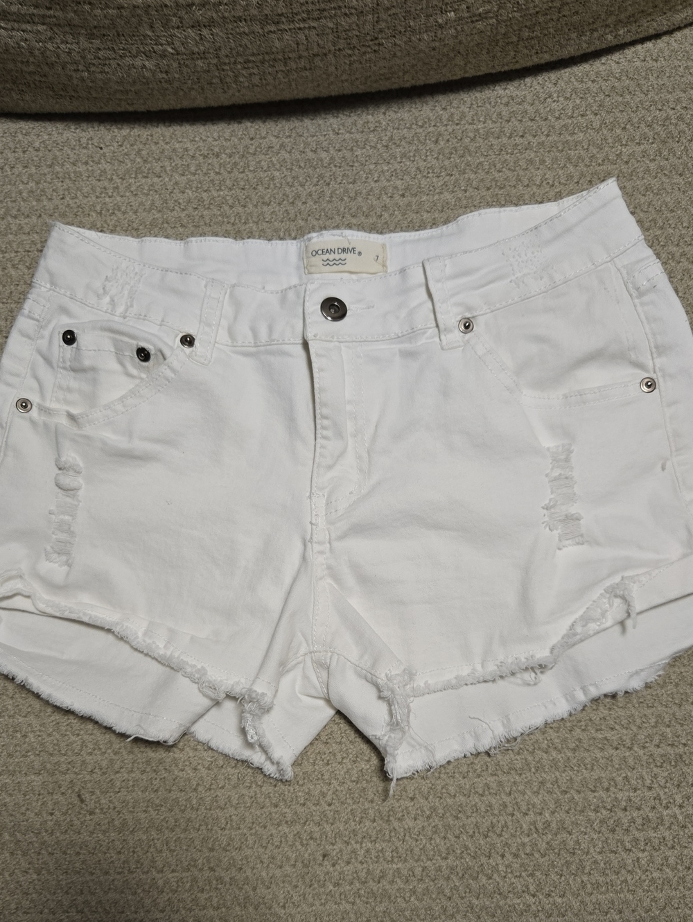 Ocean Drive White Distressed Frayed Hem Denim Shorts Size 7